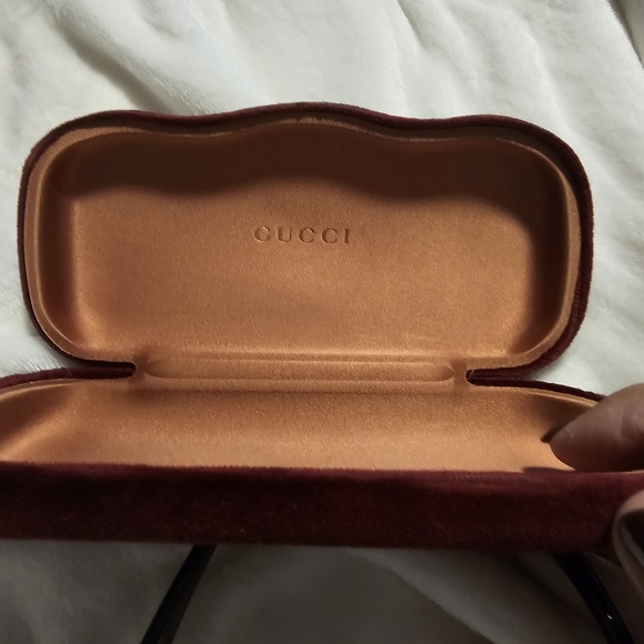 GUCCI SUNGLASSES - Picture 5 of 9